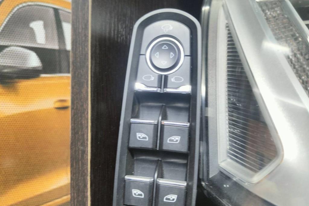 Cabin  Control buttons Porsche Panamera