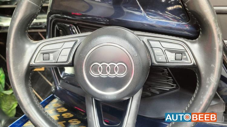 Cabin  Steering Wheel Audi A7