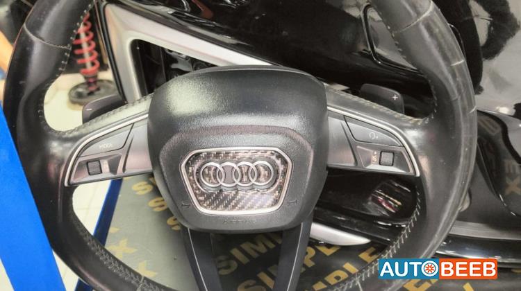 Cabin  Steering Wheel Audi A6
