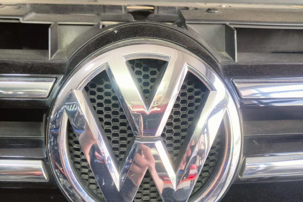 Body  Emblems Volkswagen Touareg
