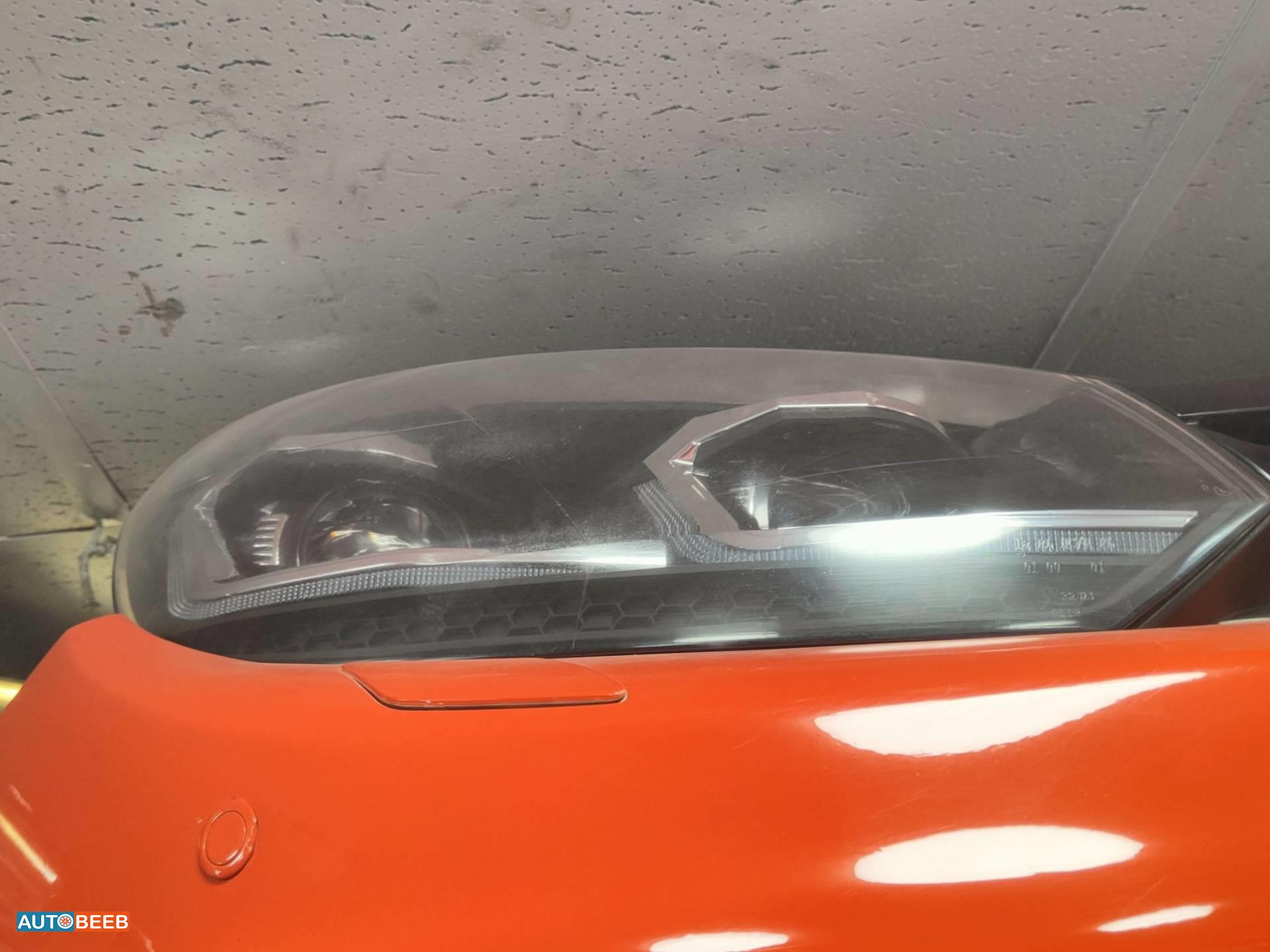 Lights Front light Volkswagen Golf GTI