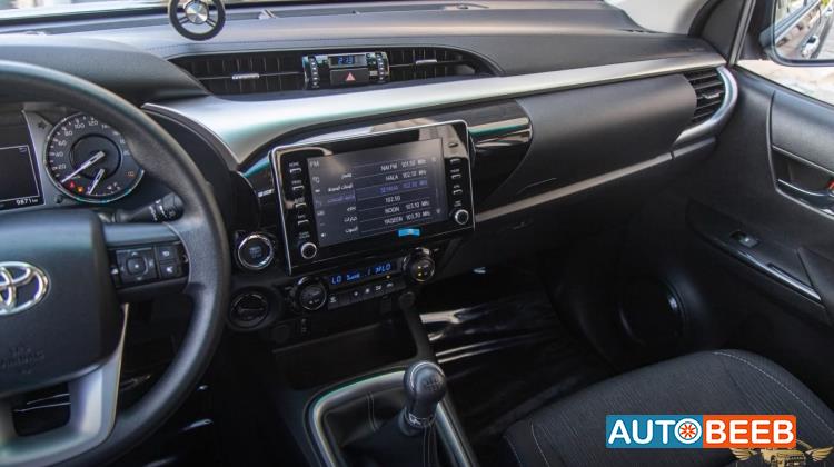 Toyota Hilux 2023