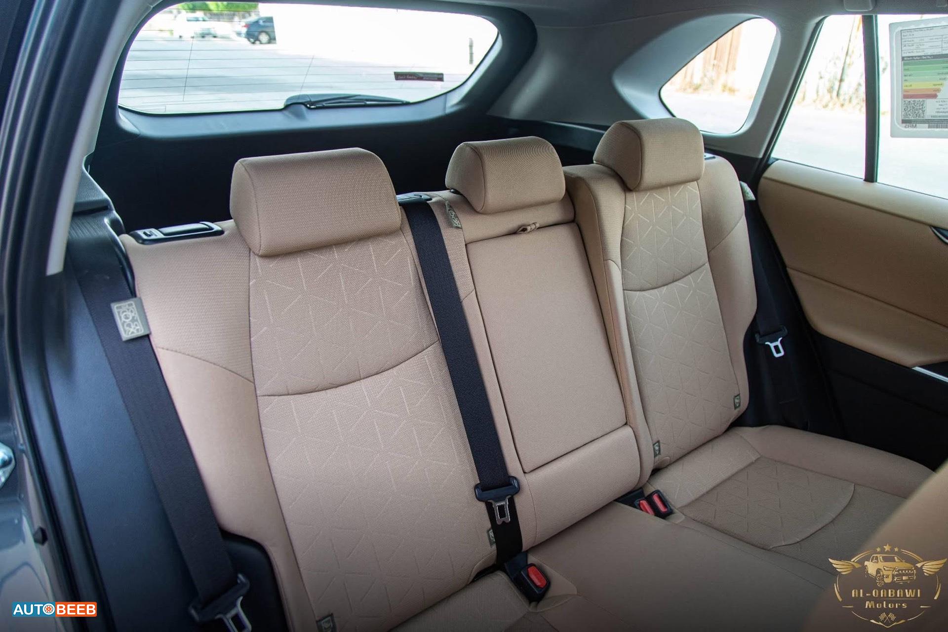 Toyota RAV4 2025