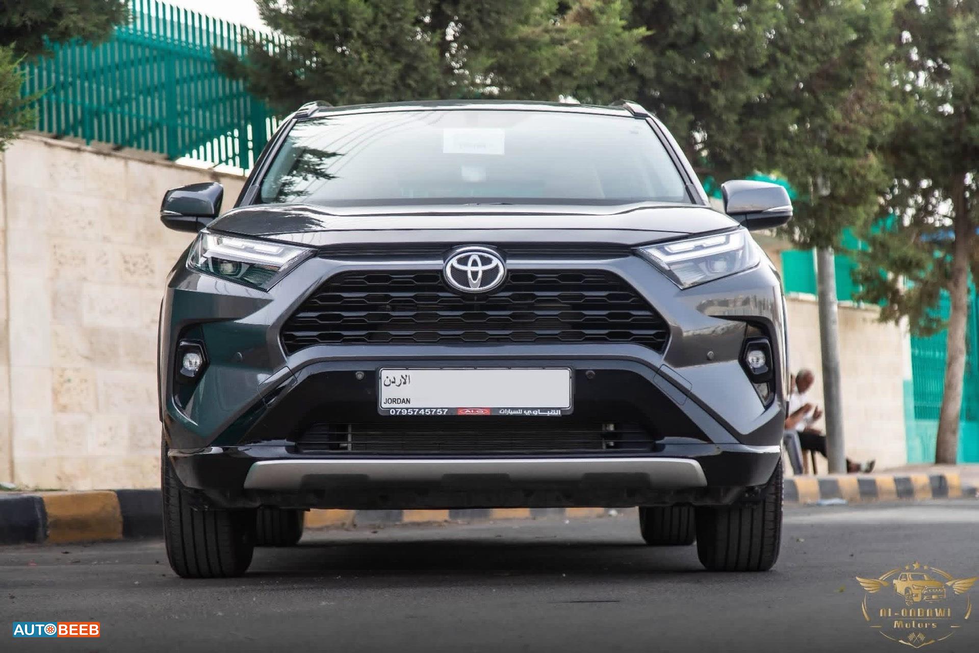 Toyota RAV4 2025