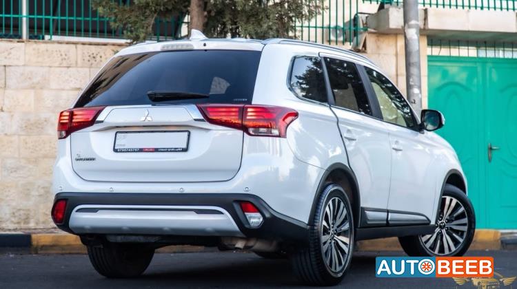 ميتسوبيشي اوتلاندر 2020