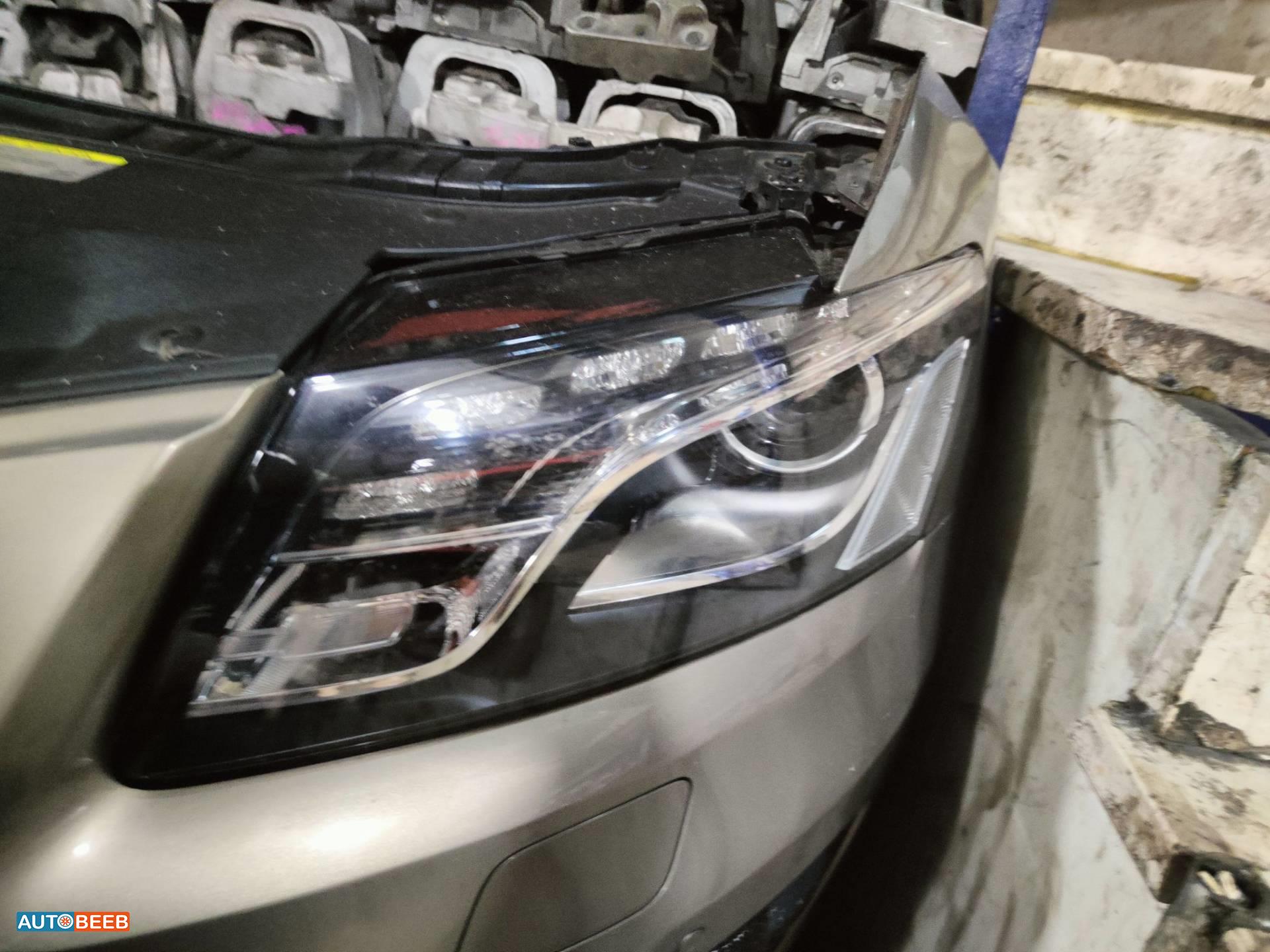 Lights Front light Audi Q5