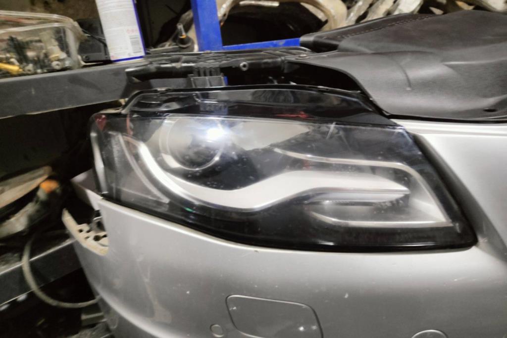 Lights Front light Audi S4