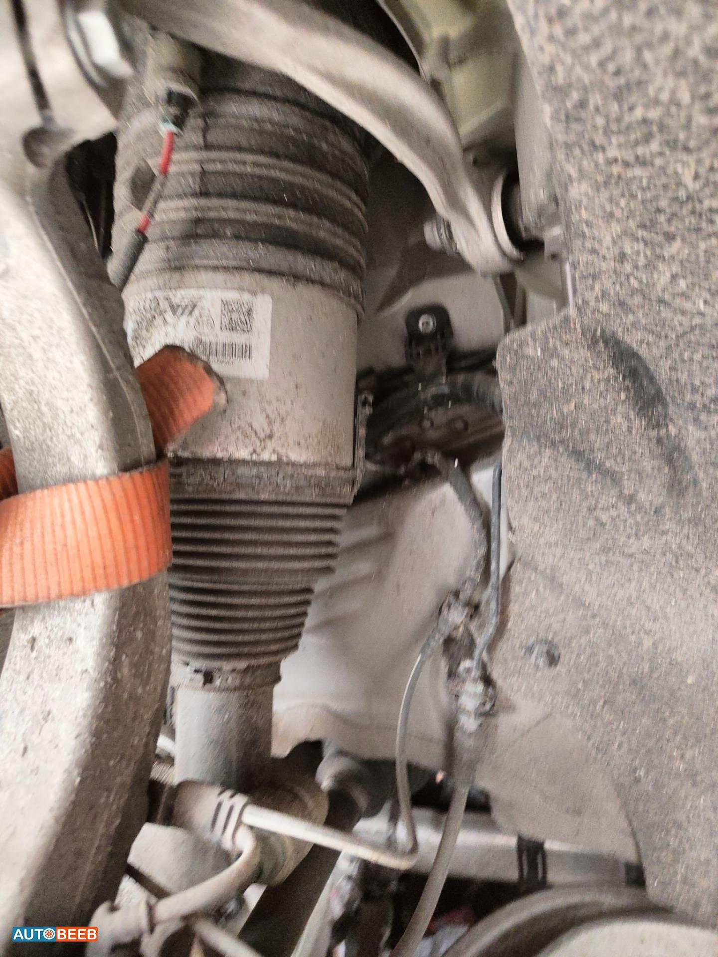  Shock Absorber Audi e-tron