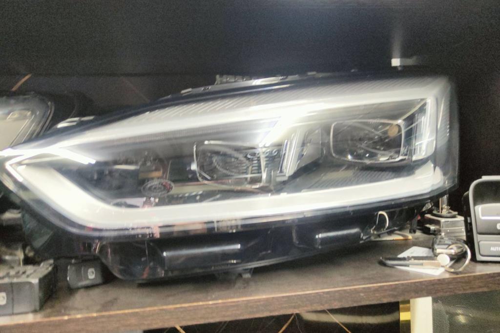 Lights Front light Audi A5