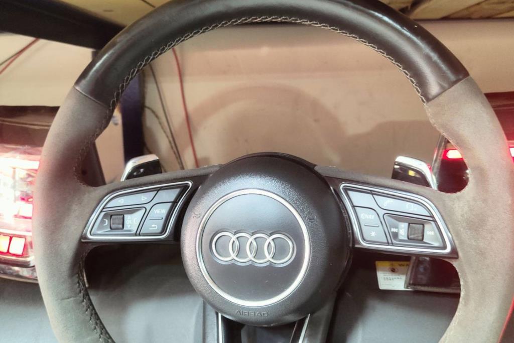 ستيرنج اودي RS4 2023 2024