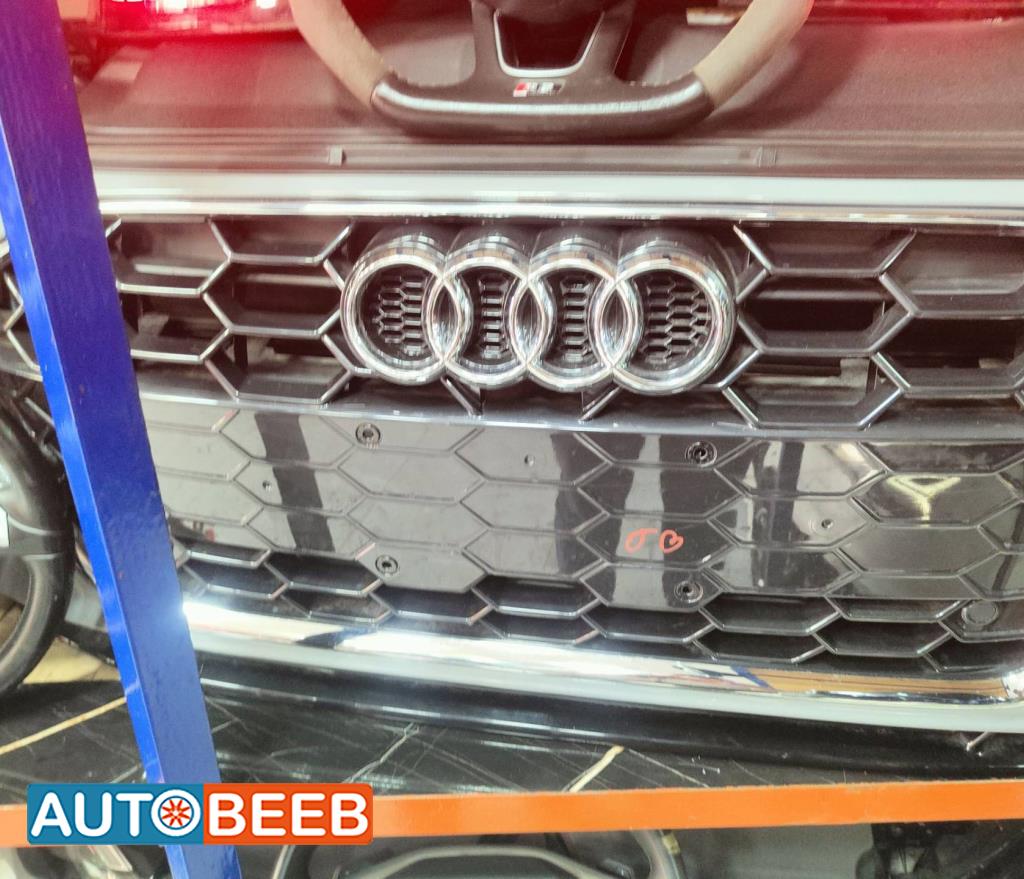 Body  Grilles Audi A4