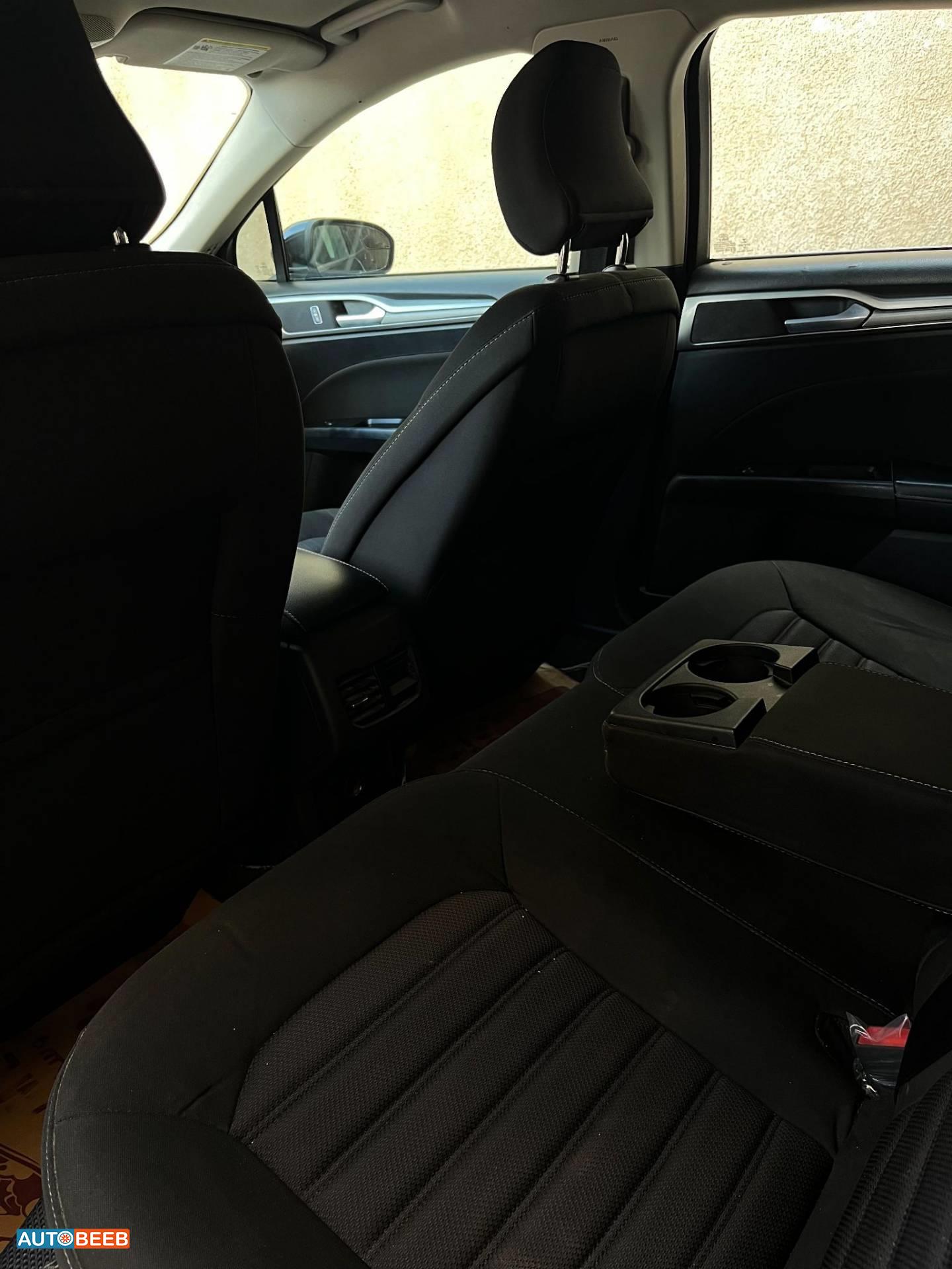 Ford Fusion 2017