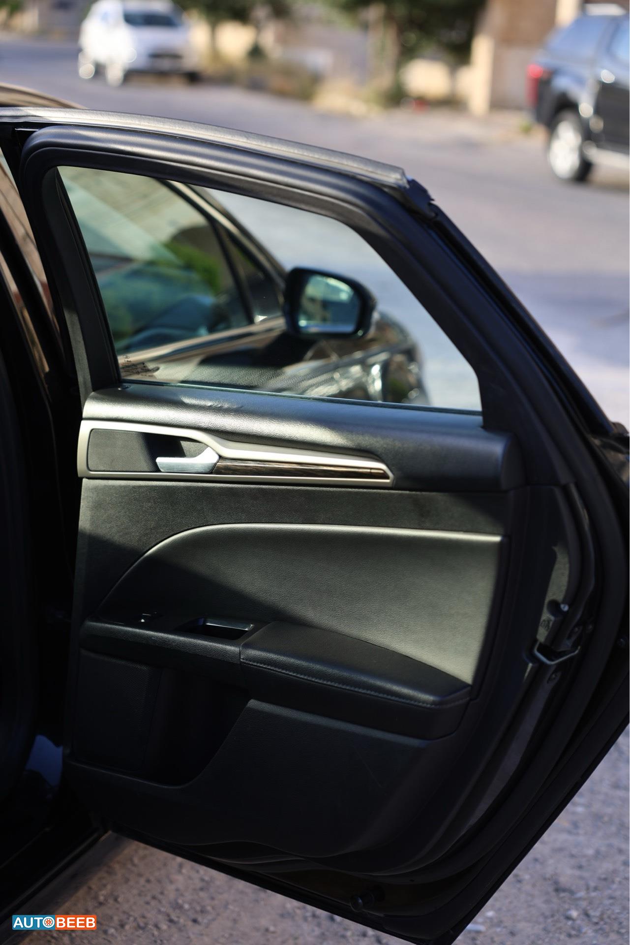 Ford Fusion 2014