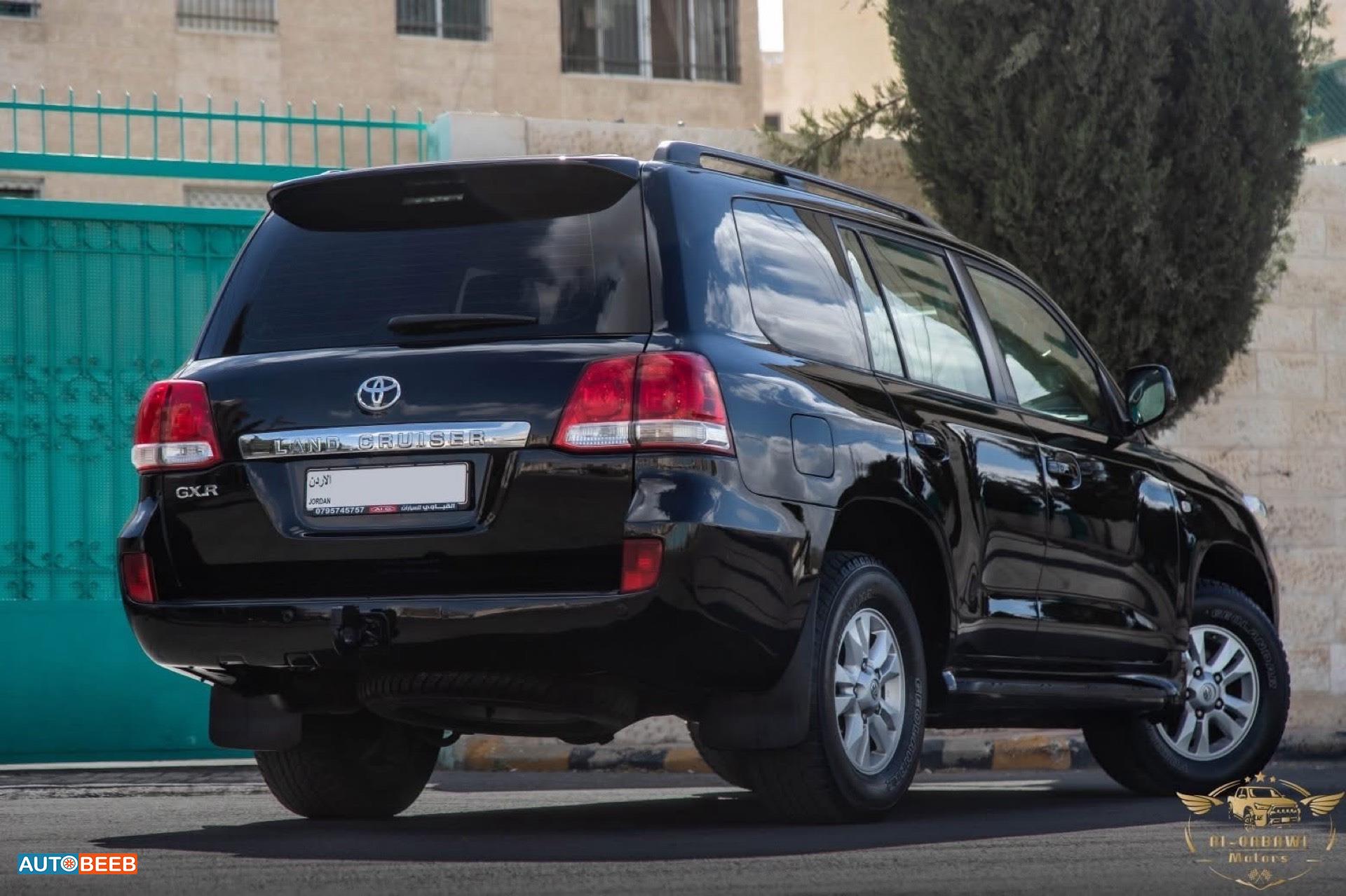تويوتا لاندكروزر 2011