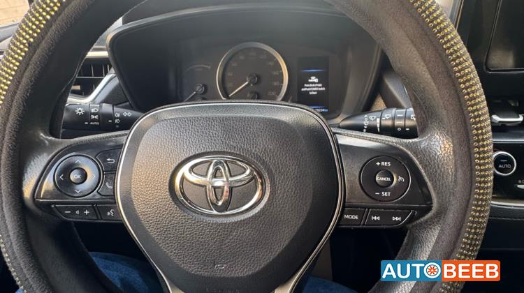Toyota Cross 2023