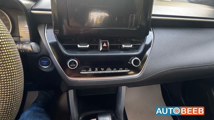 Toyota Cross 2023