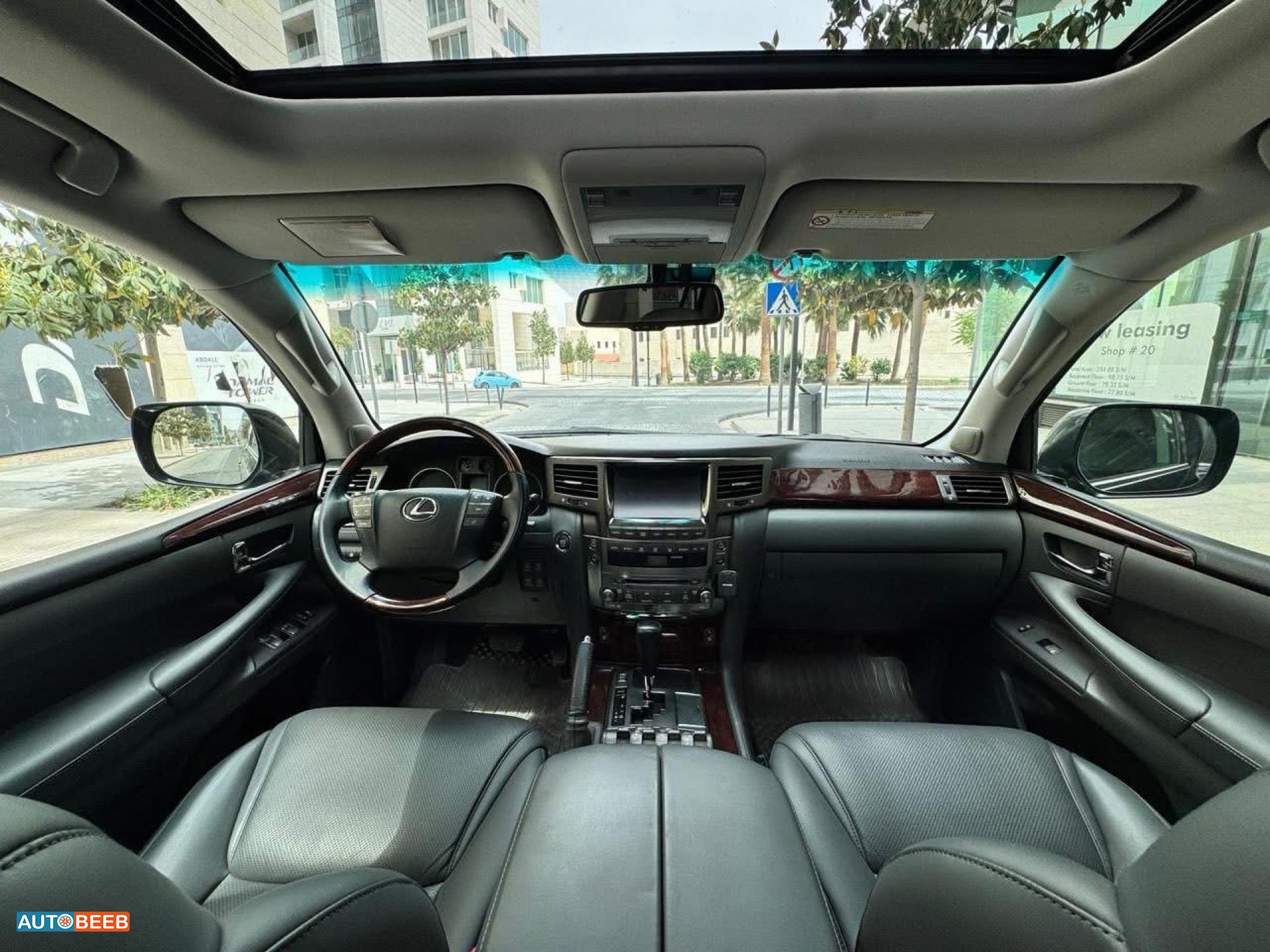 Lexus LX570 2009