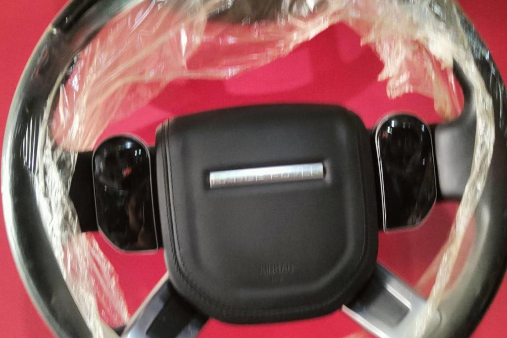 Cabin  Steering Wheel Land Rover Range Rover Vogue