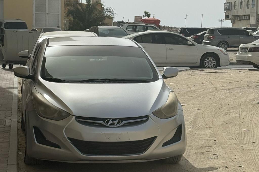 ابحث عن ماكينه هيوانداي النترا مع كمبريسر نفس موديل سياره ويكونوا جيده