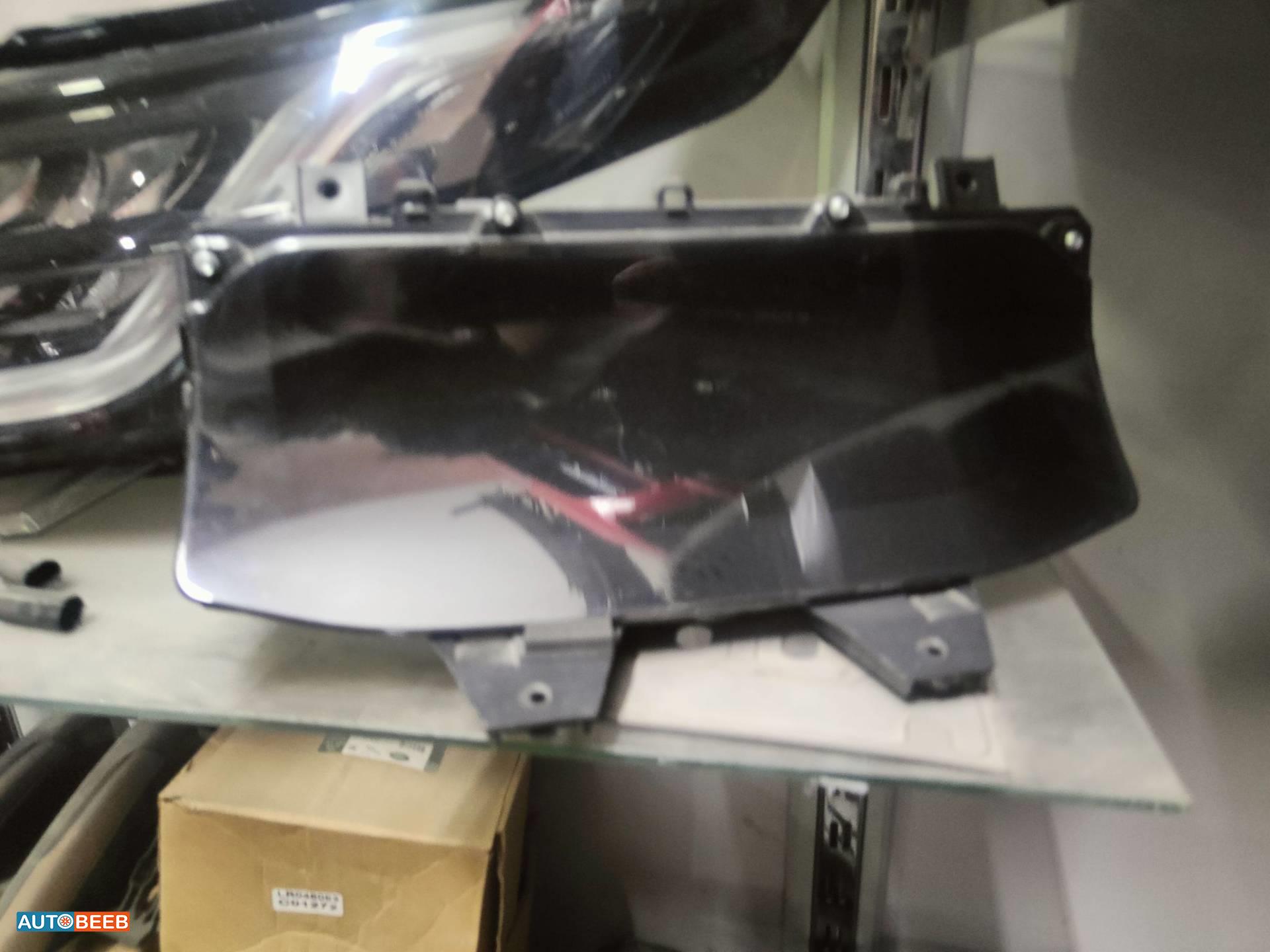 Cabin  Dashboard Land Rover Range Rover Vogue