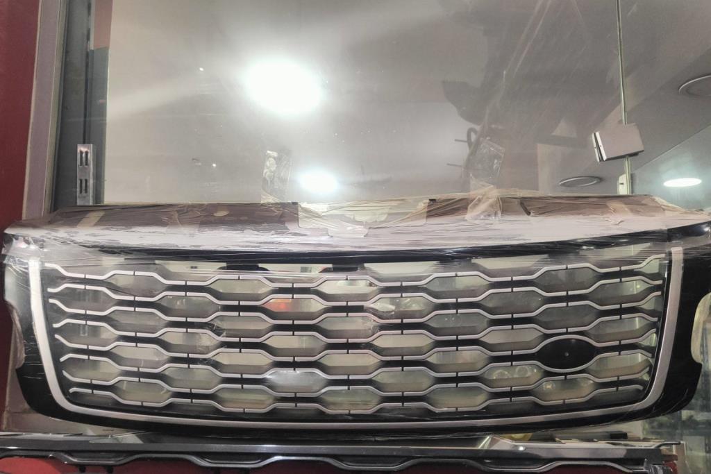 Body  Grilles Land Rover Range Rover Velar