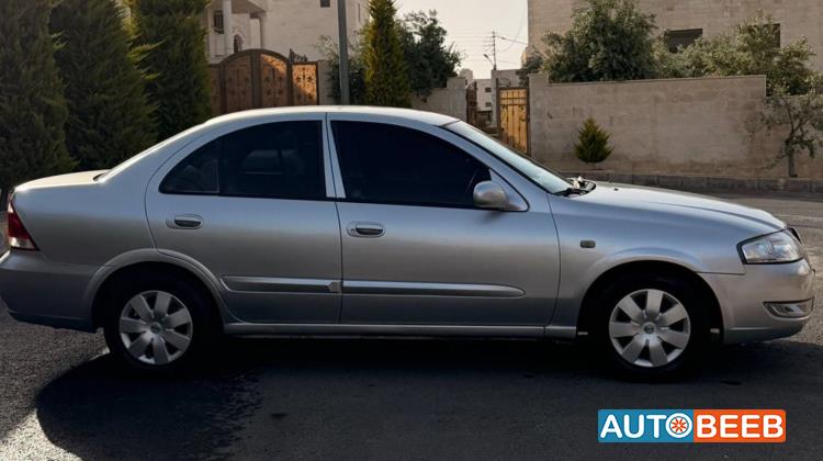Nissan Sunny 2011