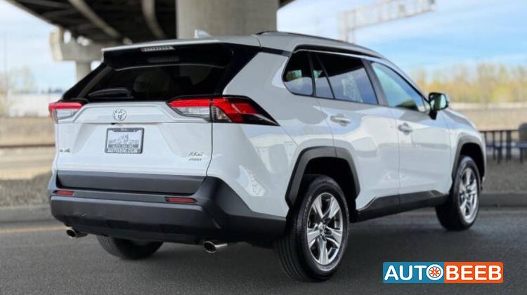 Toyota RAV4 2023