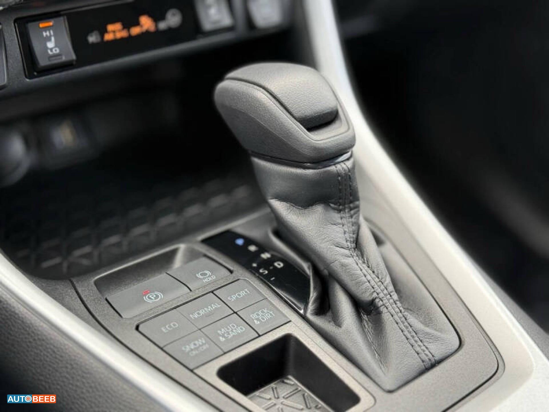 Toyota RAV4 2023