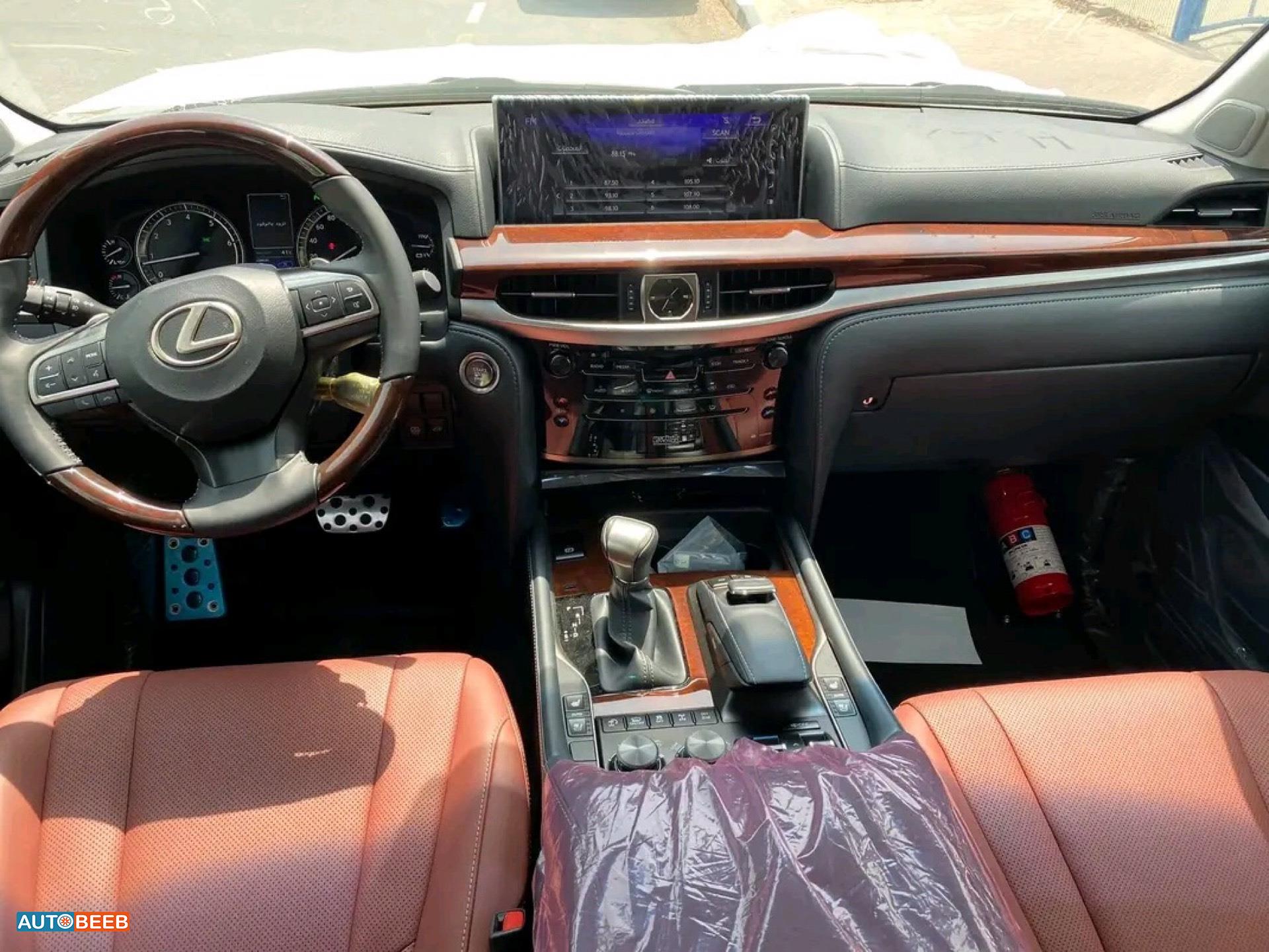 لكزس LX570 2020