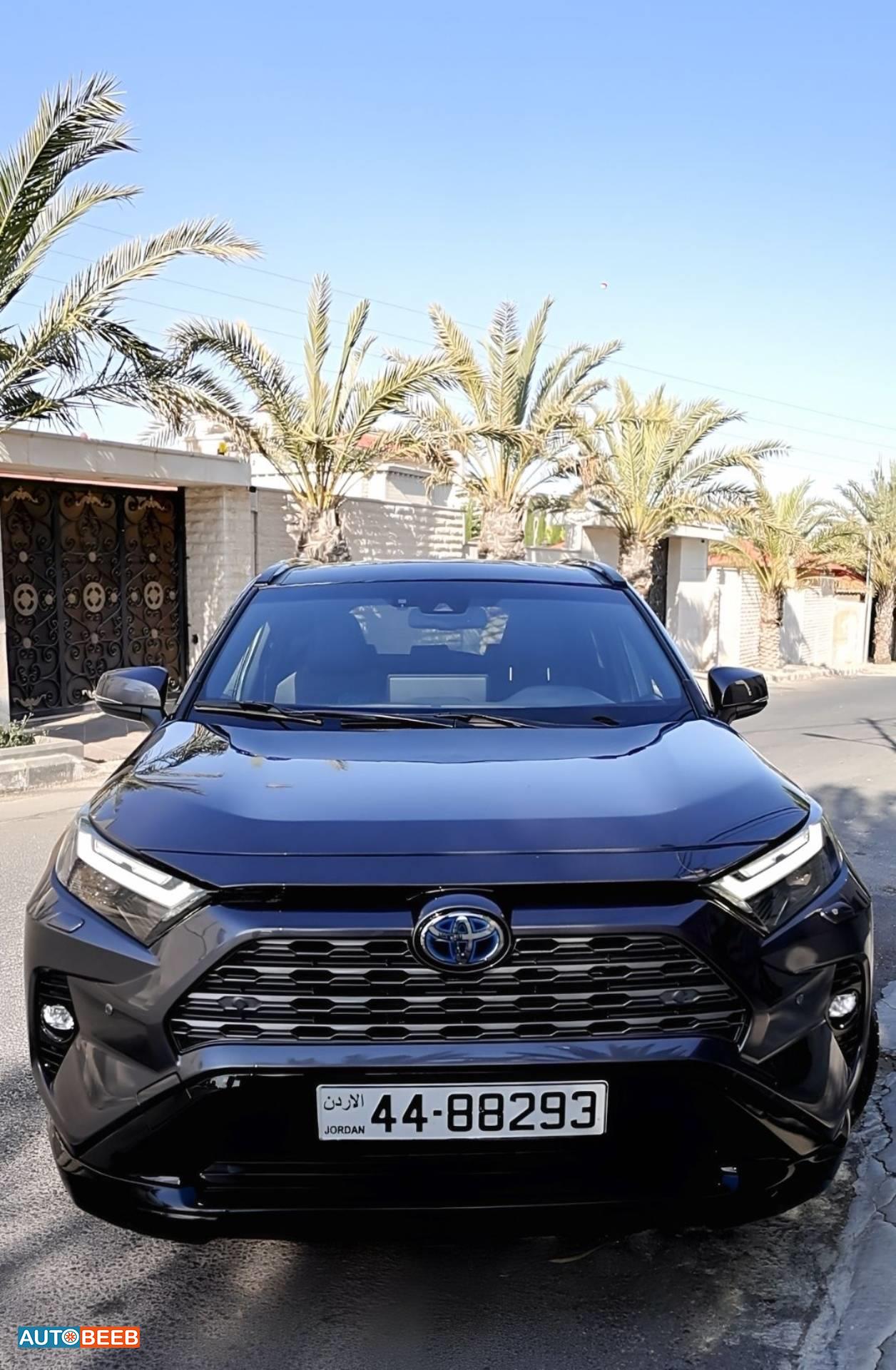 Toyota RAV4 2023