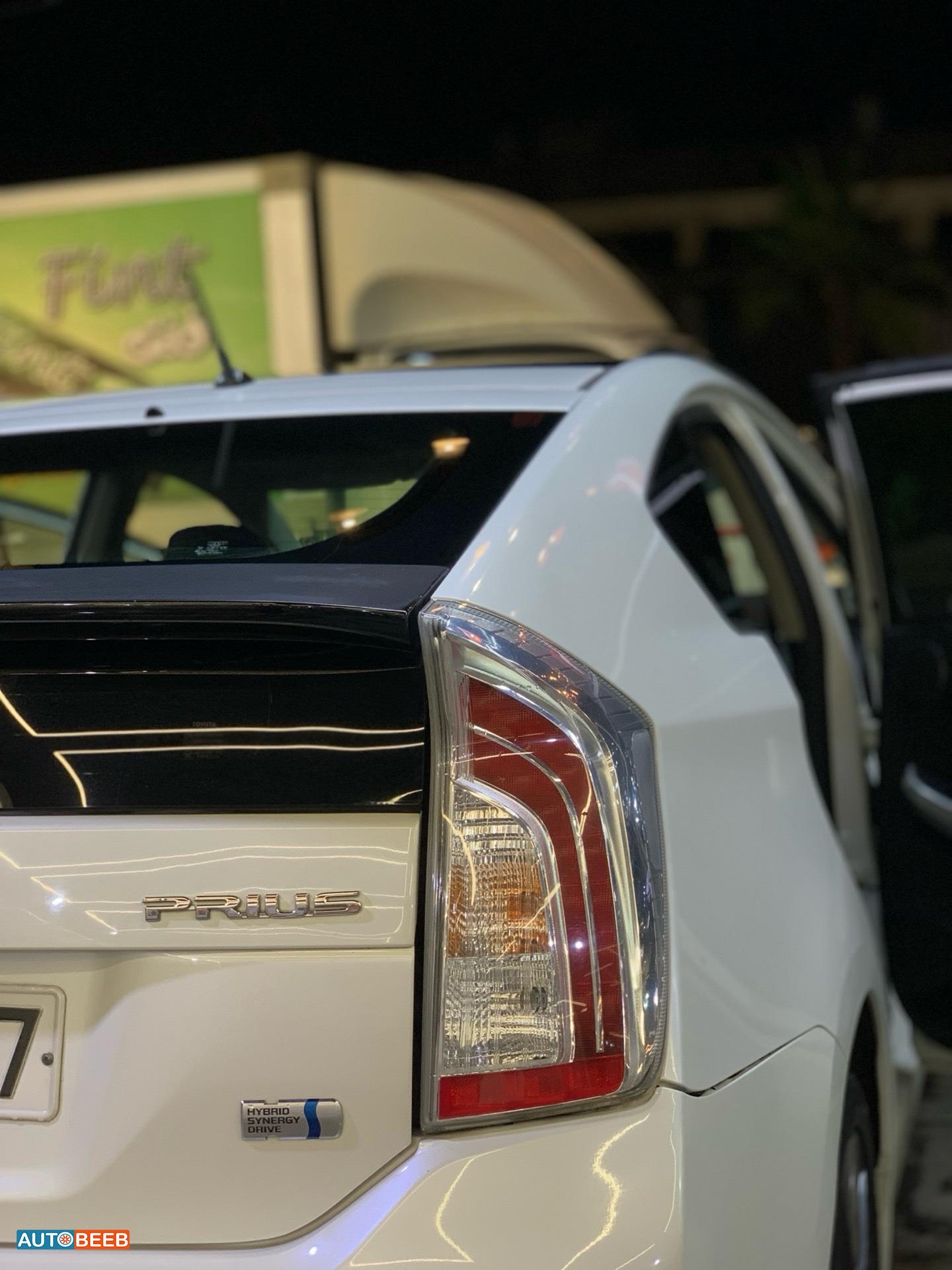 Toyota Prius 2012