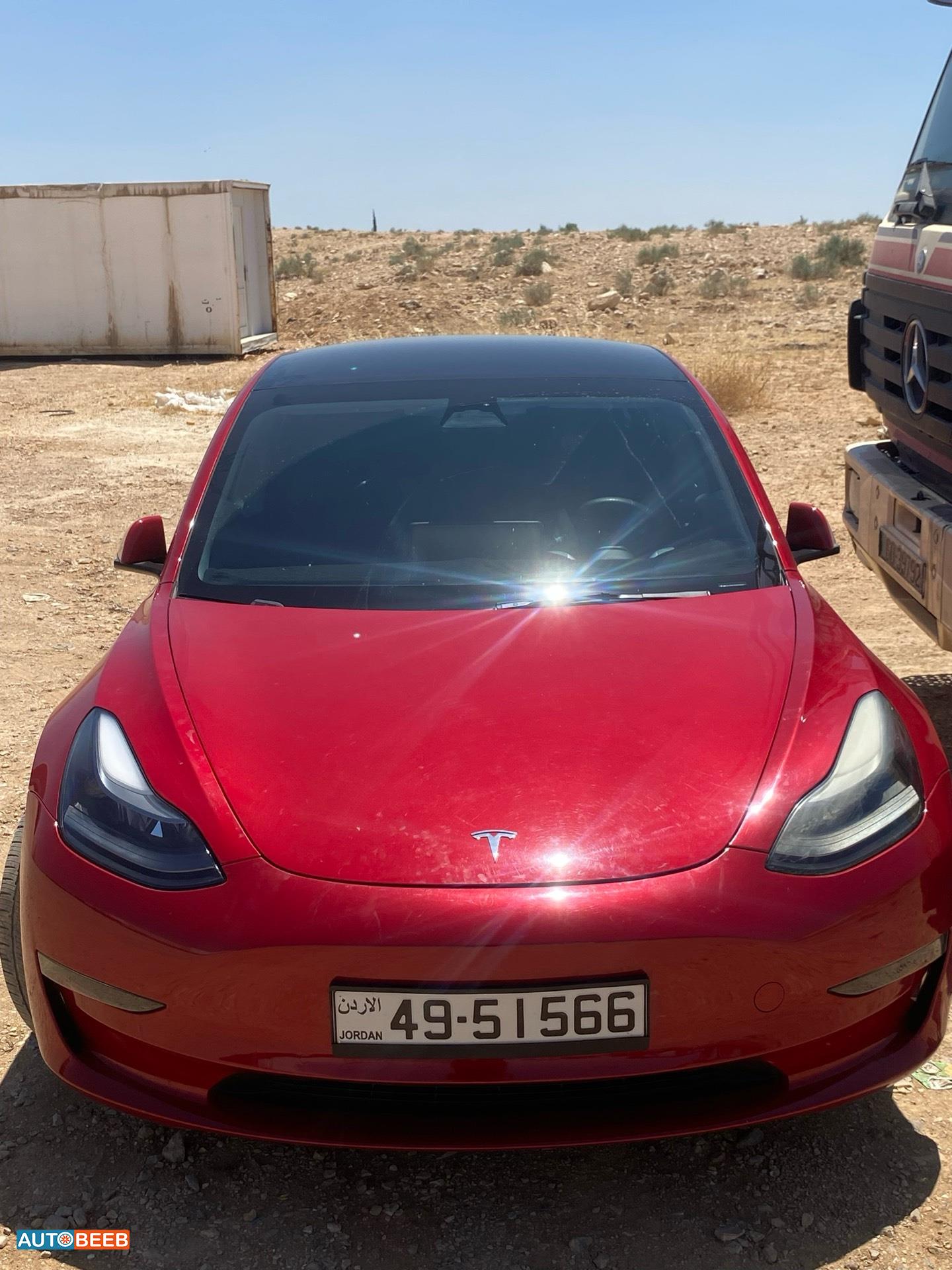 Tesla 3 2023
