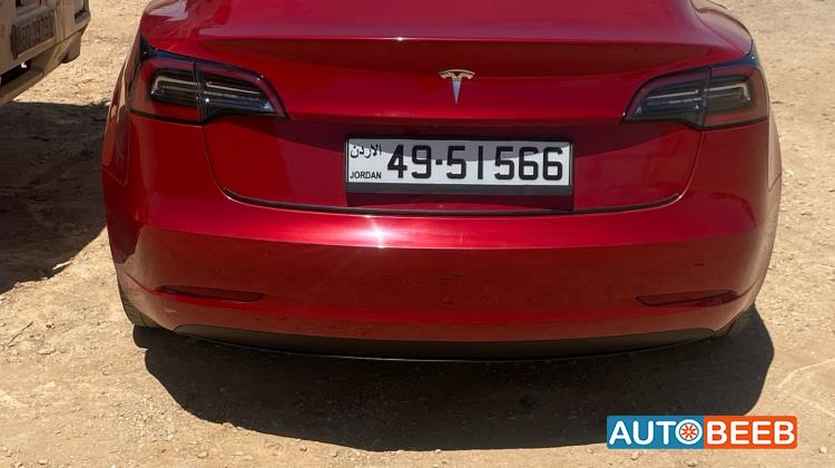 Tesla 3 2023