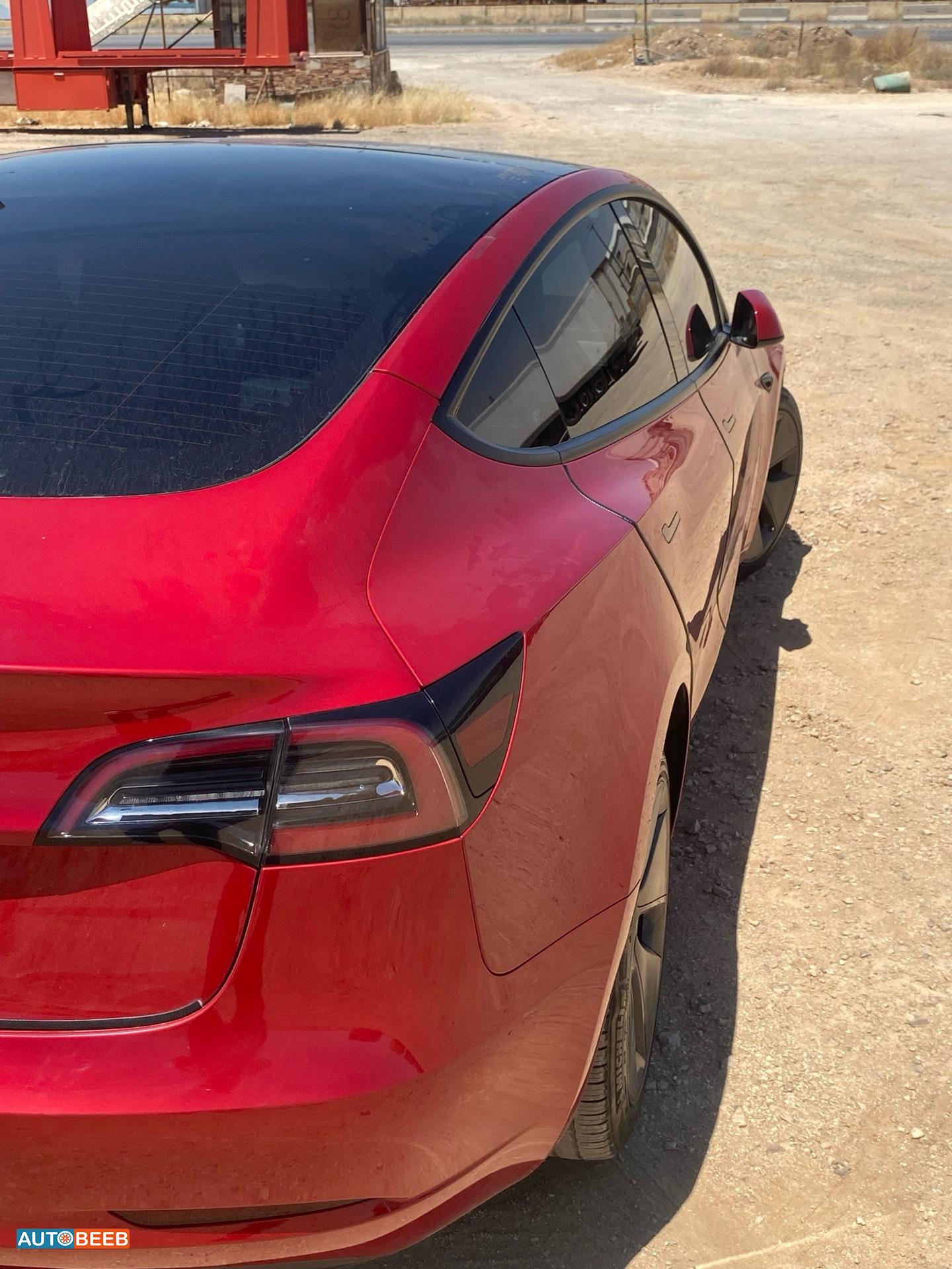 Tesla 3 2023