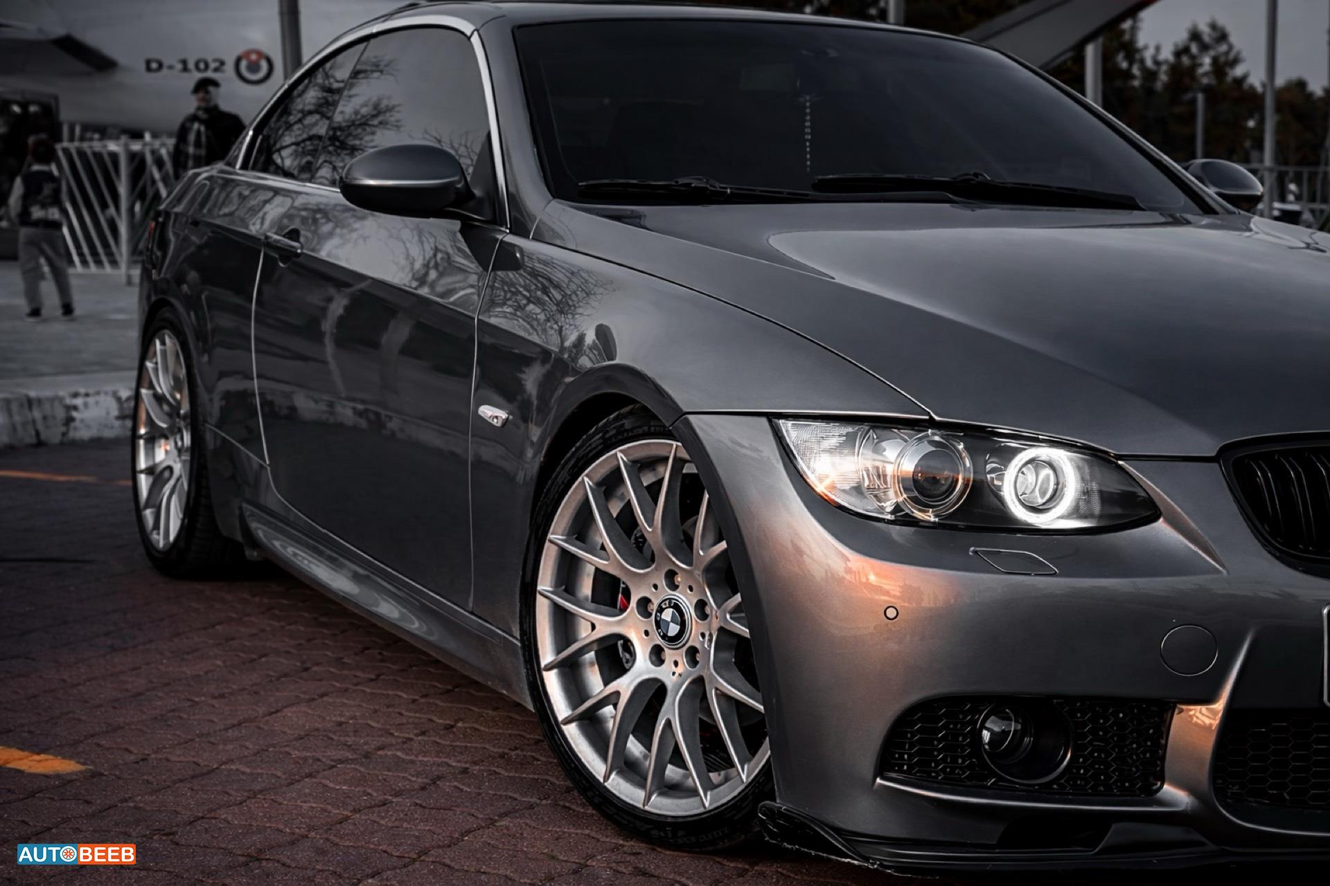 BMW 330 2008