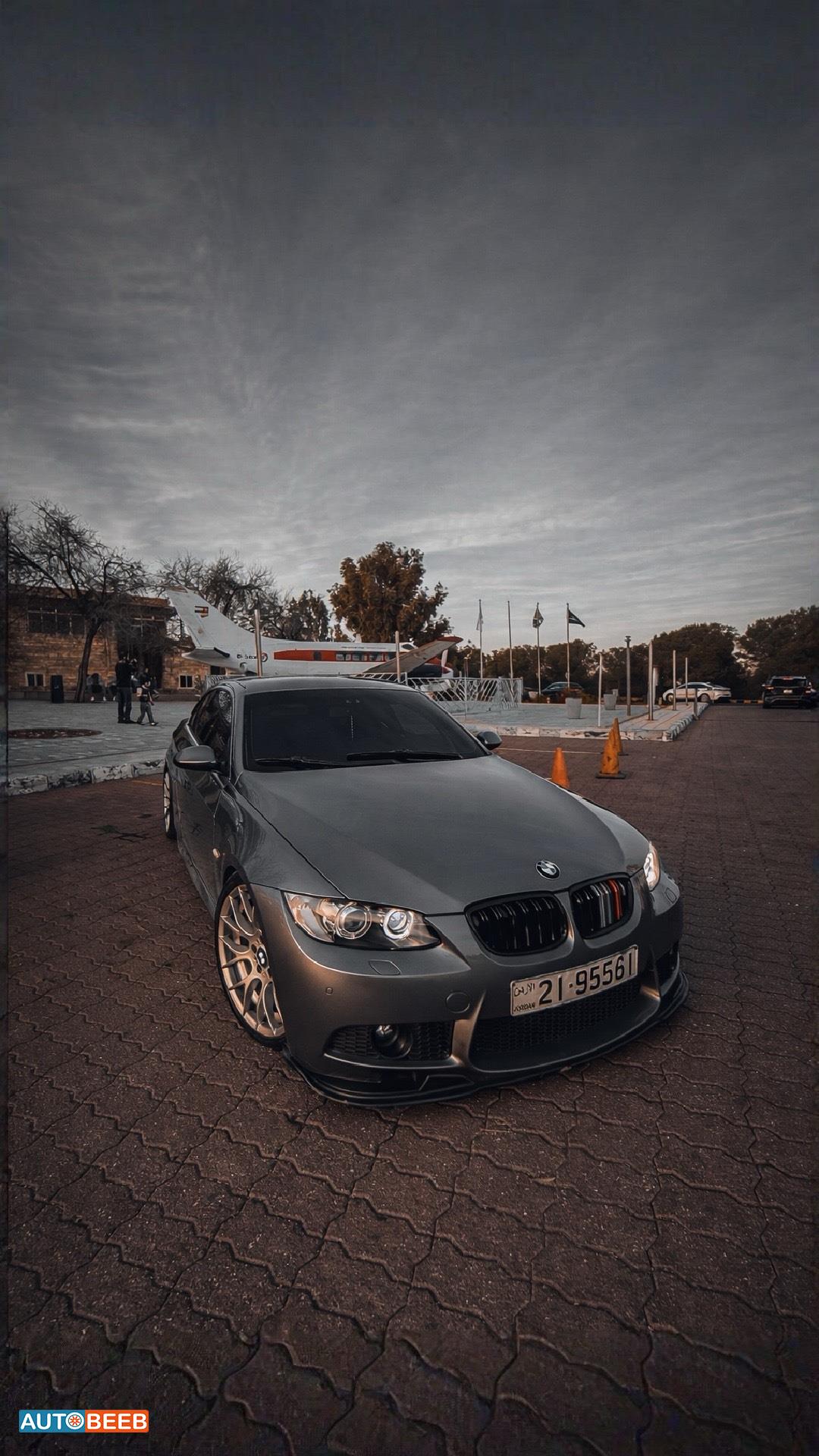 BMW 330 2008