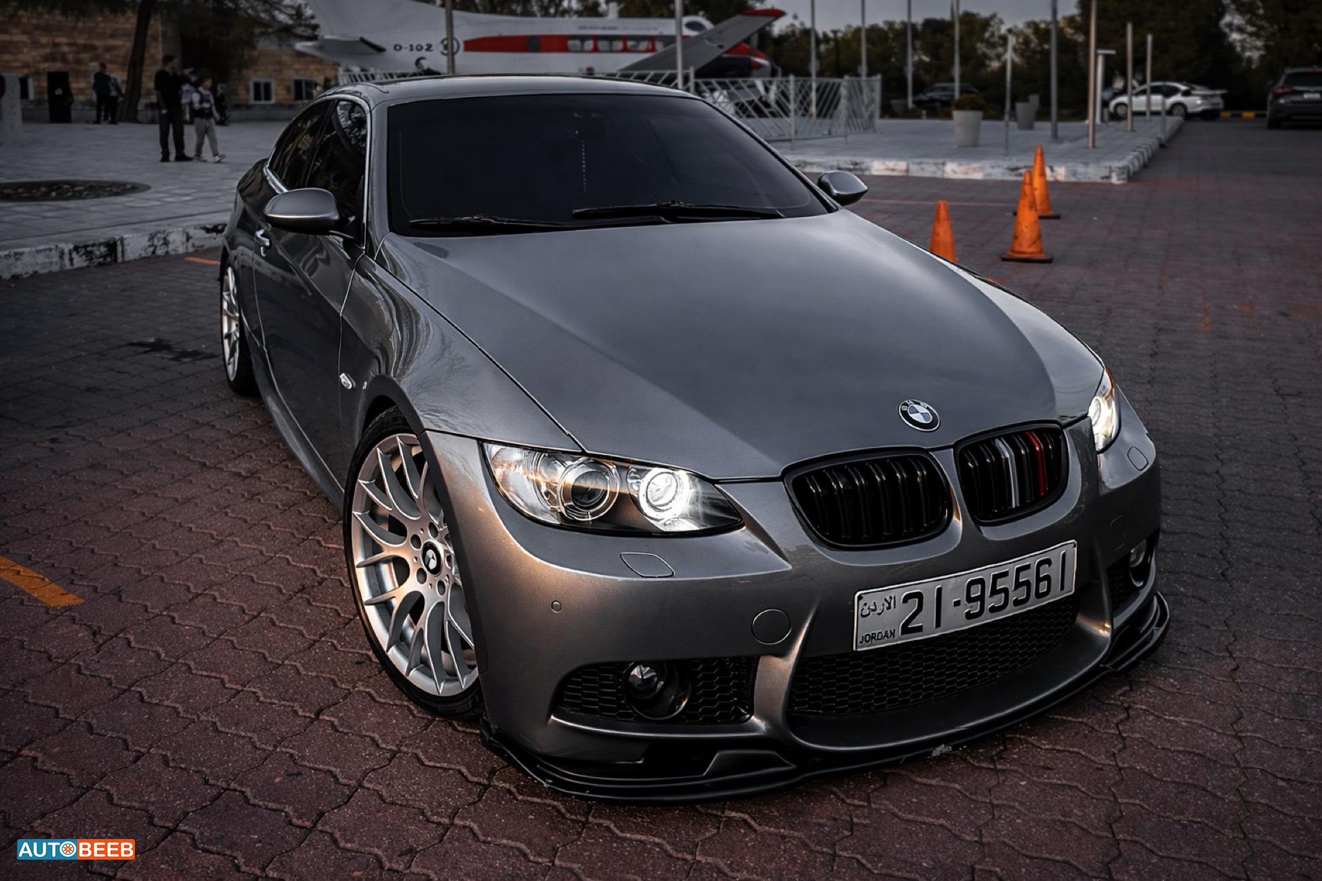 BMW 330 2008
