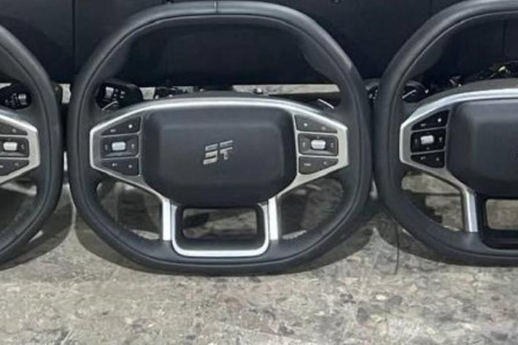 ستيرنج جيتور T1 2023 2024