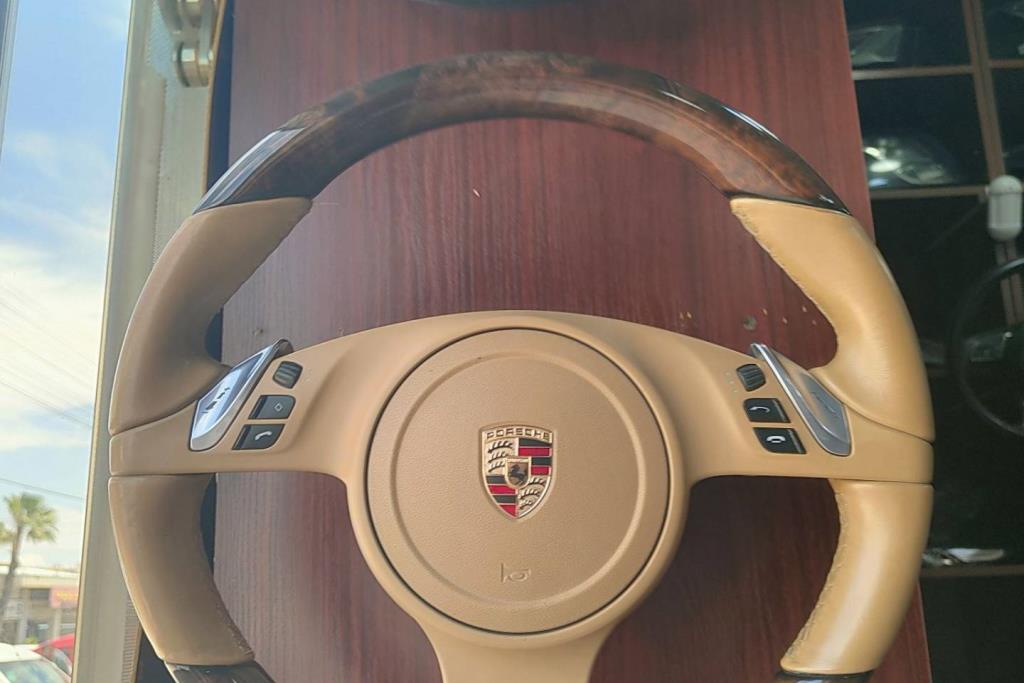 Cabin  Steering Wheel Porsche Panamera