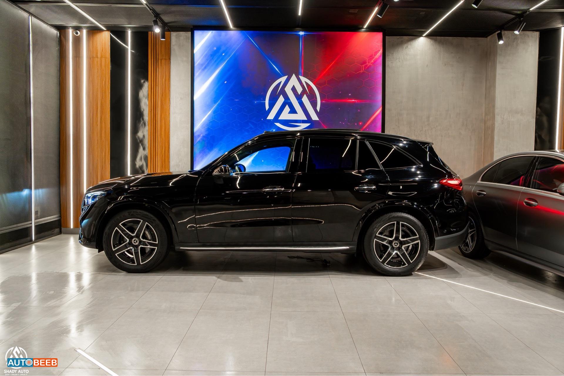 Mercedes Benz GLC300 2023