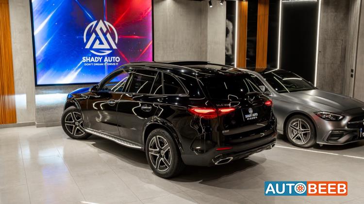 Mercedes Benz GLC300 2023