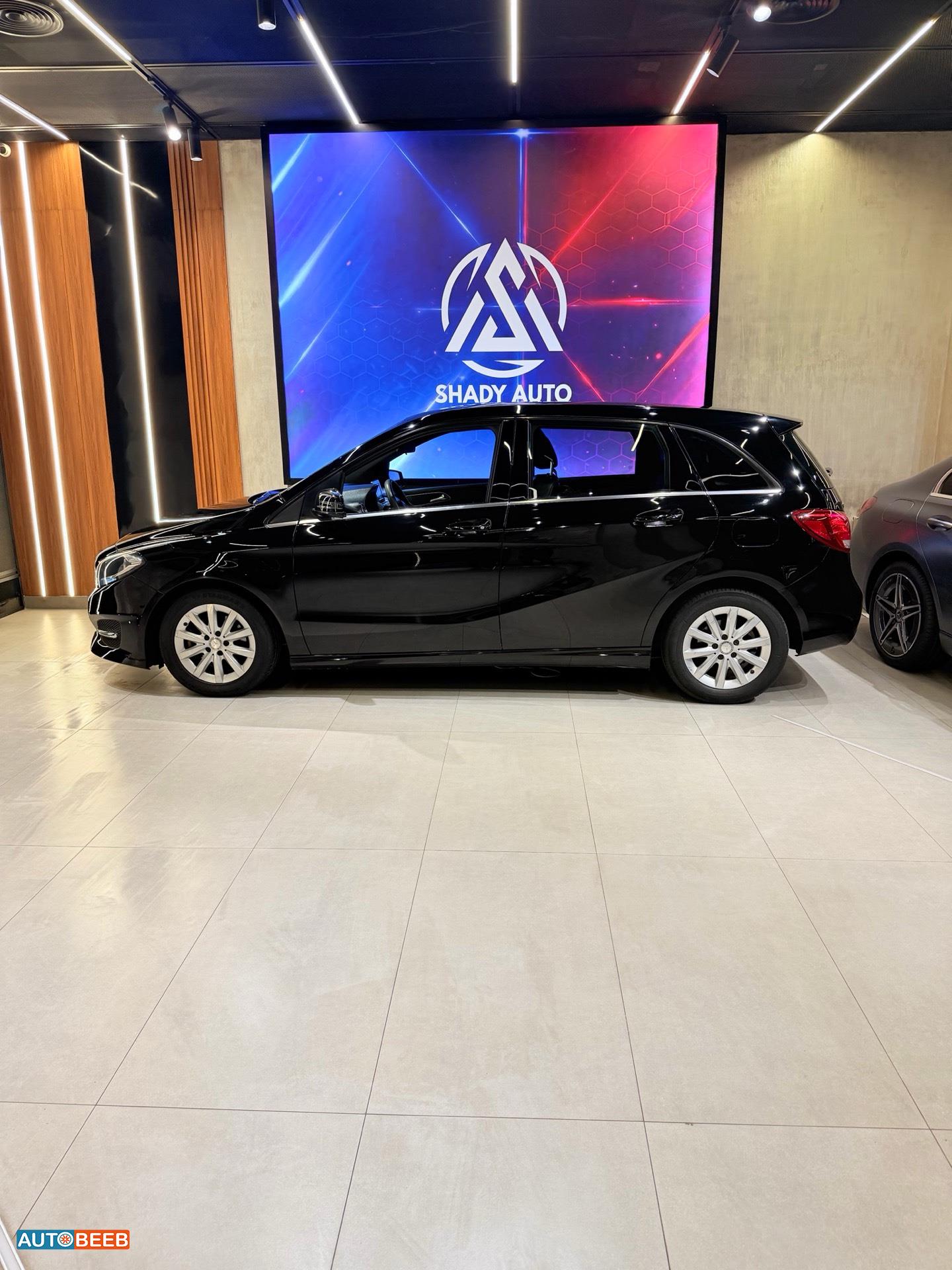 Mercedes Benz B180 2016