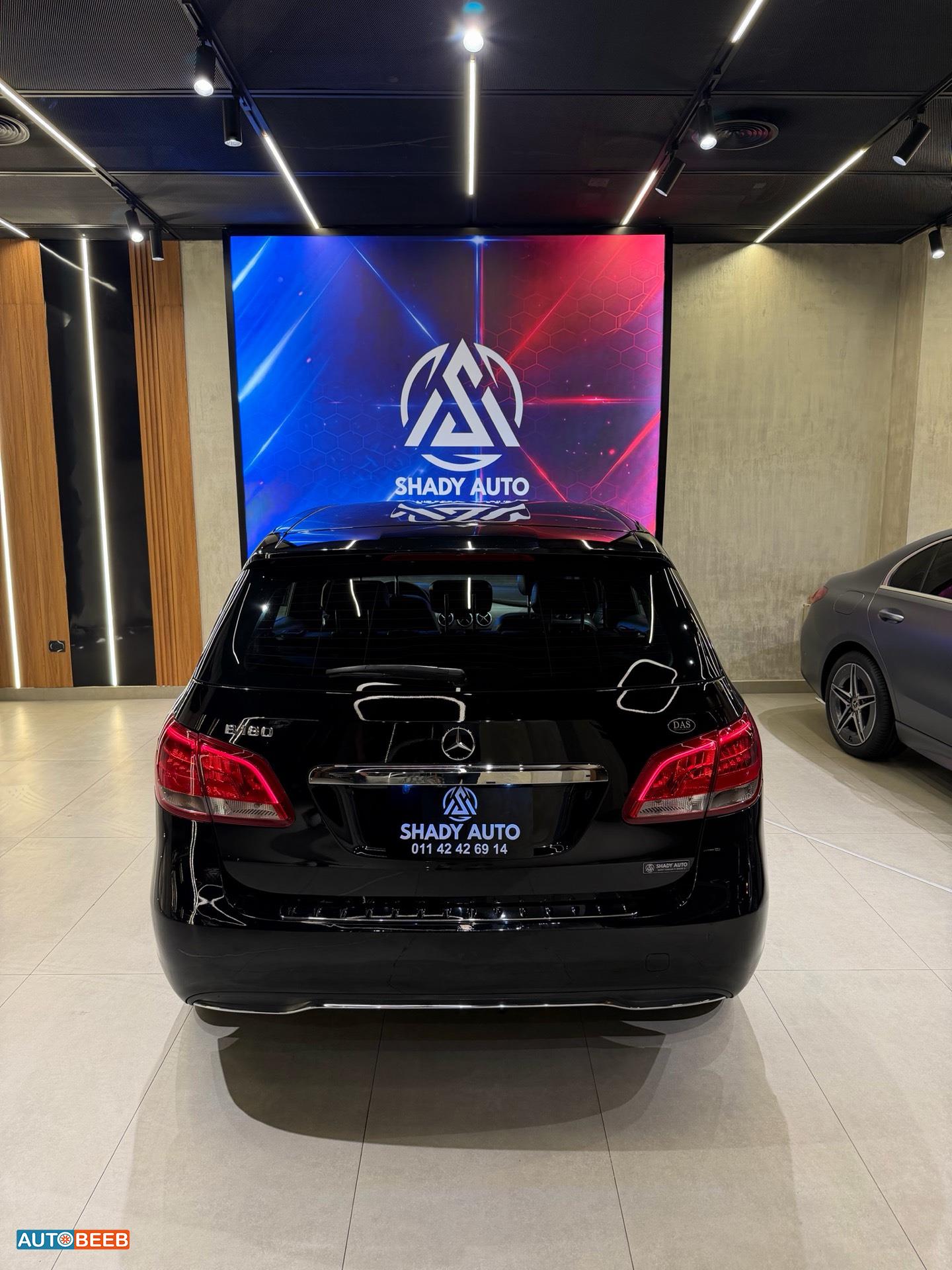 Mercedes Benz B180 2016