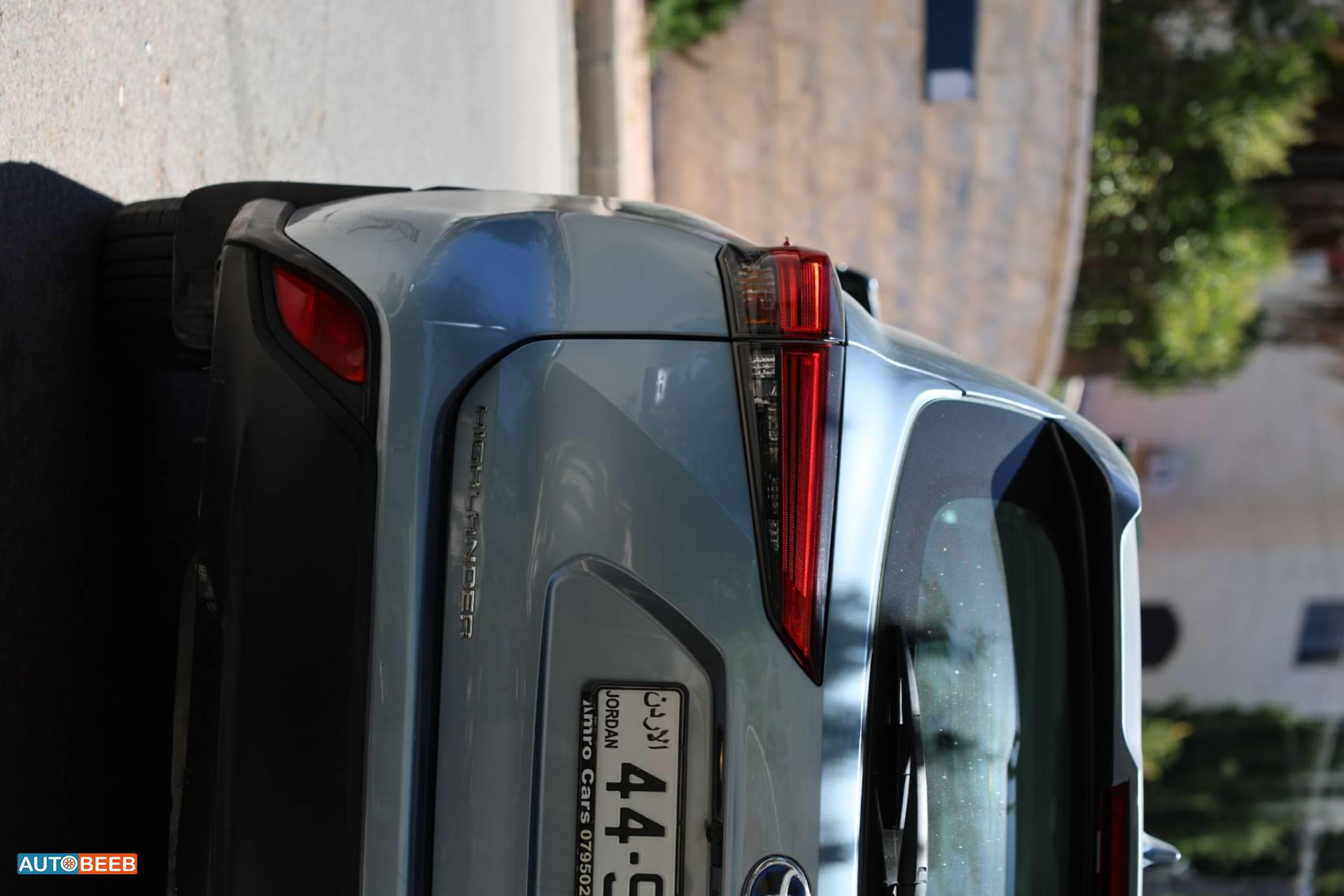Toyota Highlander 2020