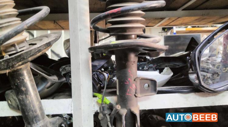  Shock Absorber Toyota Corolla