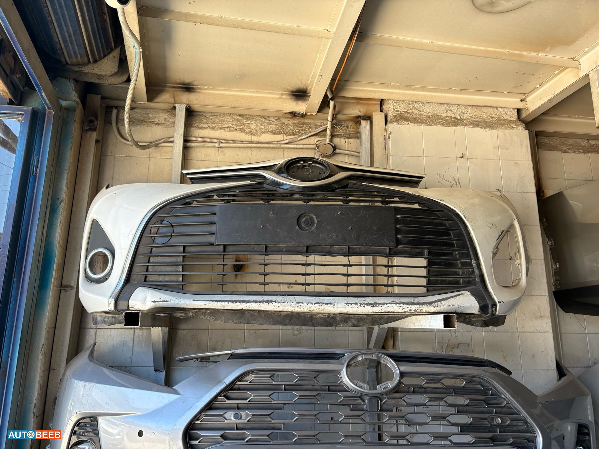 Body  Bumper Toyota Yaris