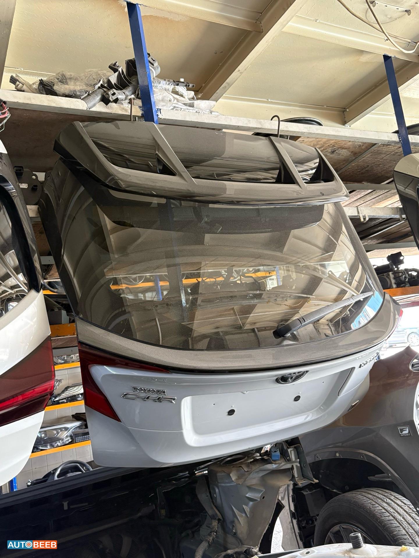 Body  Trunk Toyota CHR