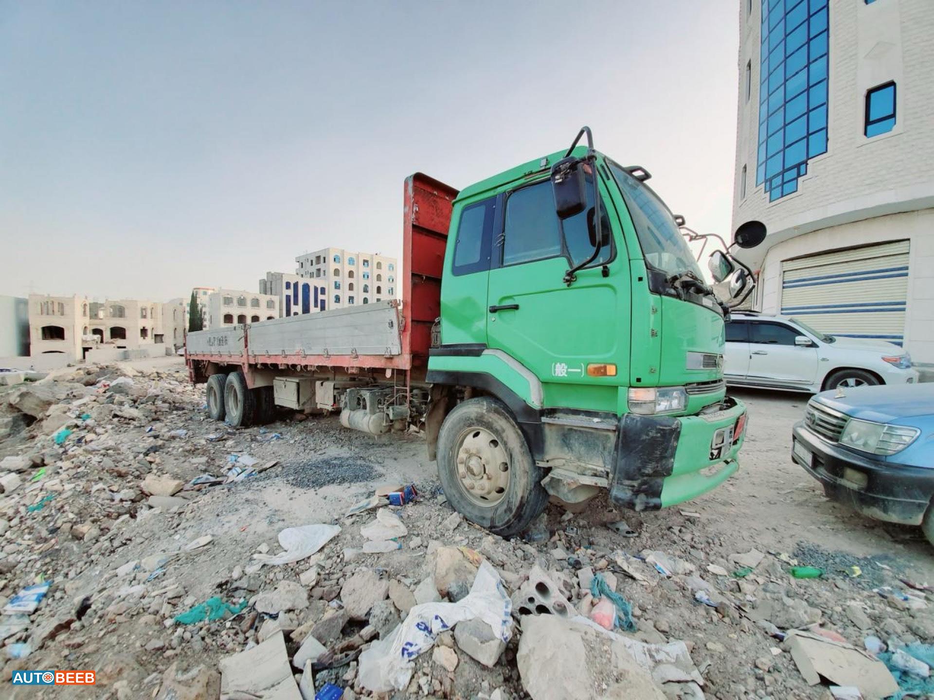 سطحة مع جوانب ايسوزو 2000