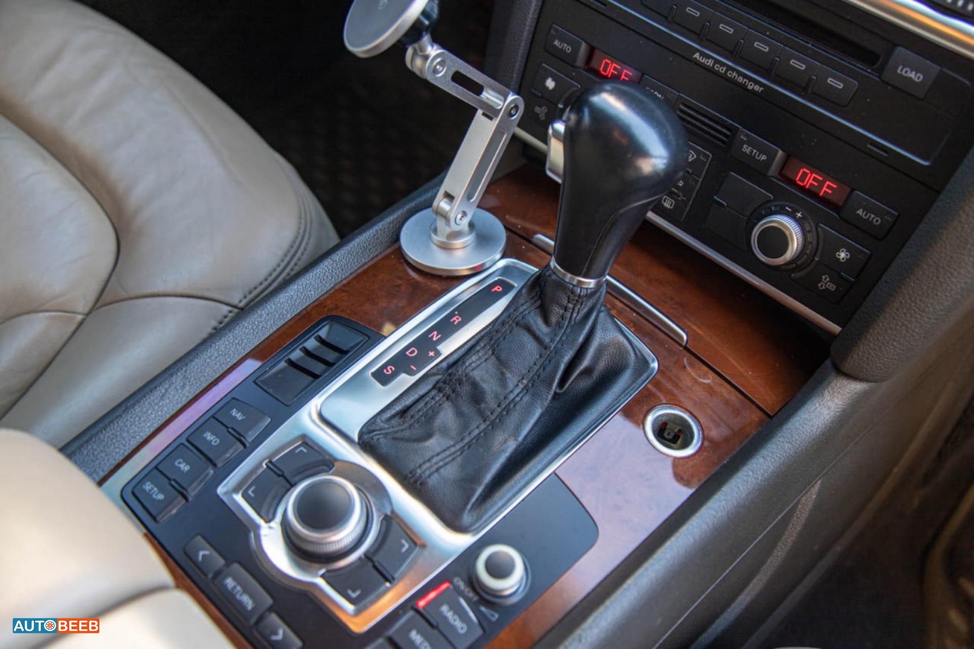 اودي Q7 2008