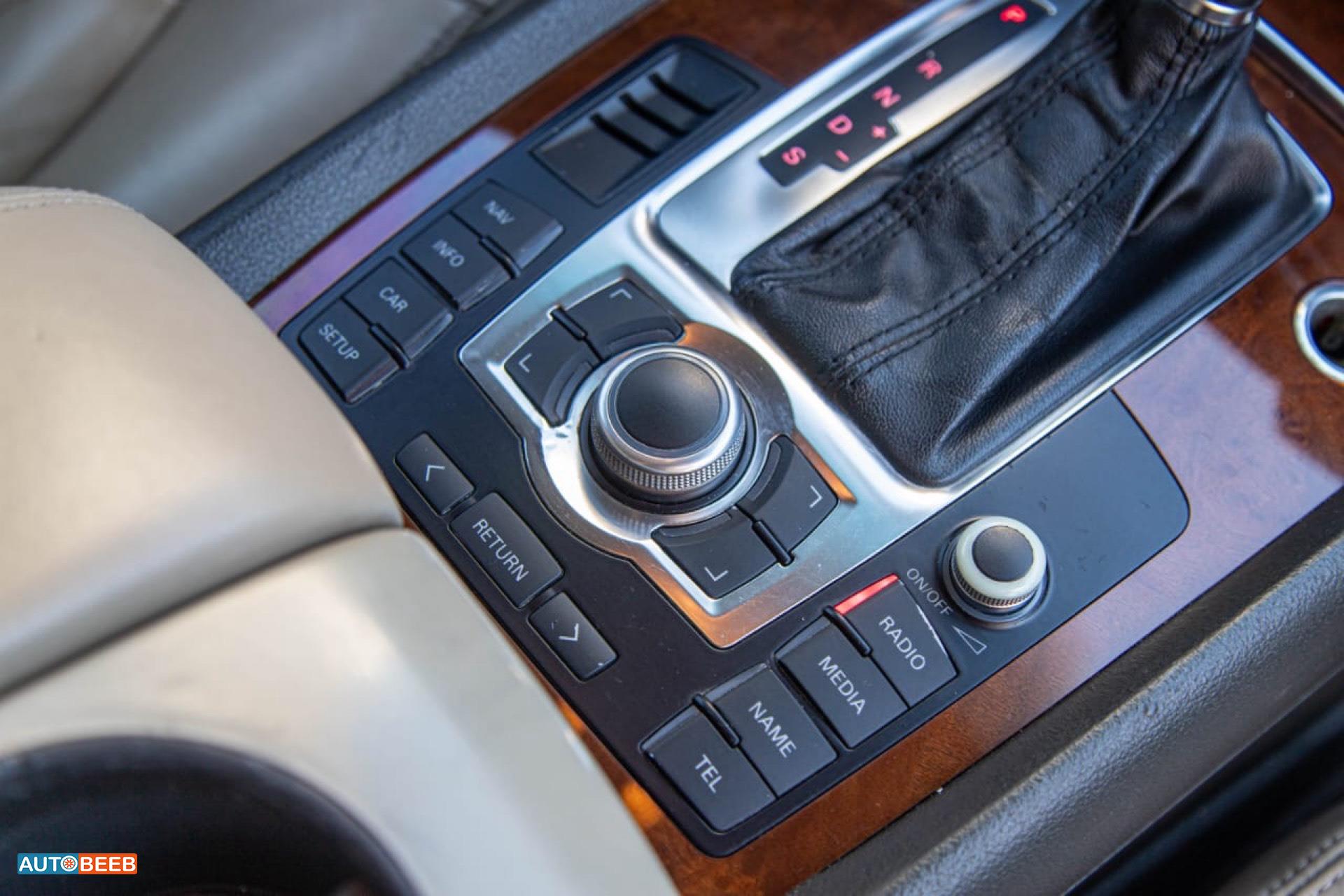 اودي Q7 2008